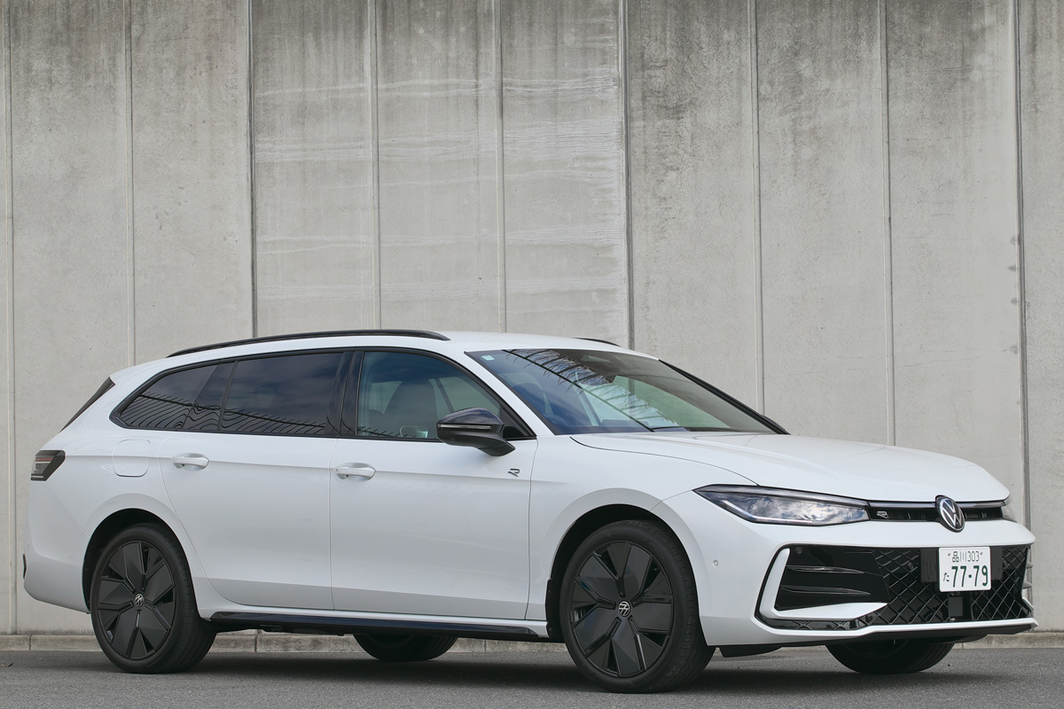 完成度の高いファミリーワゴンへと進化したVW「パサート eHybrid」の魅力