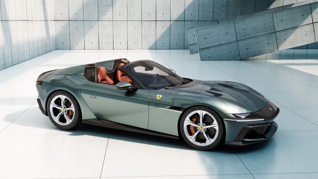 フェラーリの「F80」「12Cilindri/Spider」が2025年レッド・ドット：ベスト・オブ・ザ・ベストを受賞