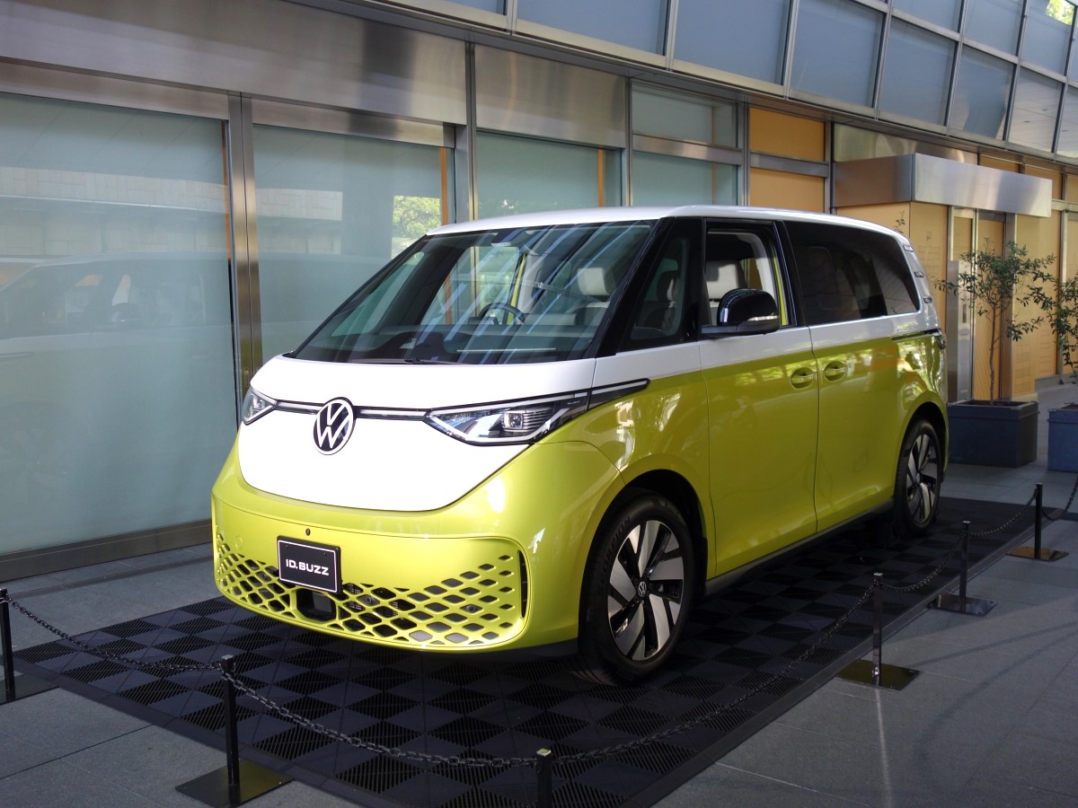 おかえり、ワーゲンバス！電気自動車に生まれ変わった「ID.Buzz」はこんなに楽しいクルマだった!!