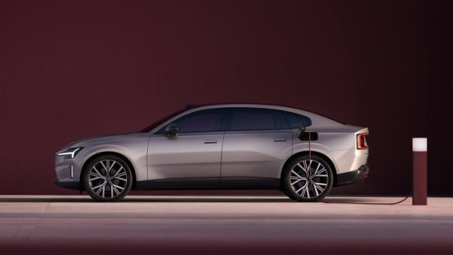大型でありながら少ないカーボンフットプリントを実現したボルボの新型EVセダン「ES90」
