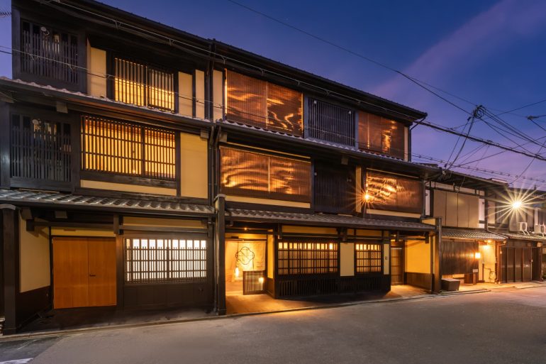 枯山水が誘う静寂の文化体験ができる宿泊施設「Nazuna 京都 西本願寺」