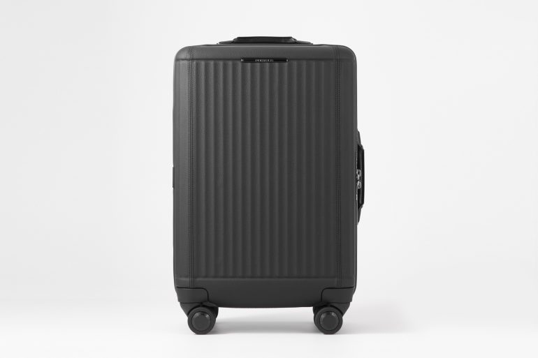 印籠をモチーフにしたPROTECAのラグジュアリーなスーツケース「INRYU」