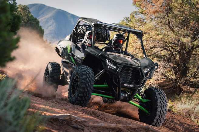 トレイルアドベンチャーを満喫できるカワサキのオフロード4輪「TERYX KRX 1000」