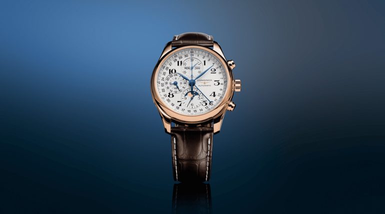 ローズゴールドの柔らかな輝きを纏ったロンジンの新作「マスターコレクション クロノグラフ ムーンフェイズ」
