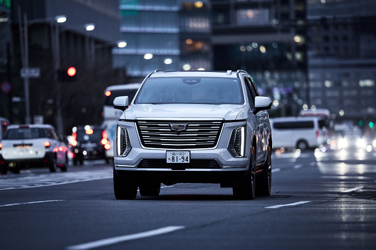 時間が育んだ豊かさを象徴するクルマ、キャデラック「エスカレード」