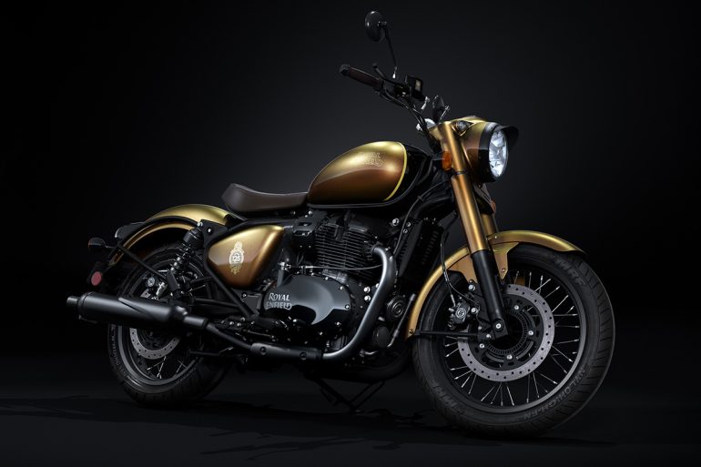 ロイヤルエンフィールドがモーターサイクルショーで125周年記念モデルと新型「ブリット650」を公開