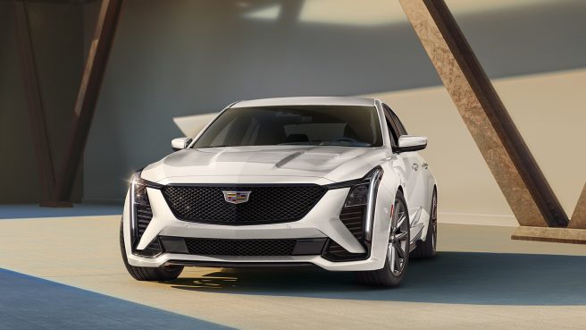 キャデラックから2ℓ直4ターボを搭載したラグジュアリースポーツセダン「CT5」が登場