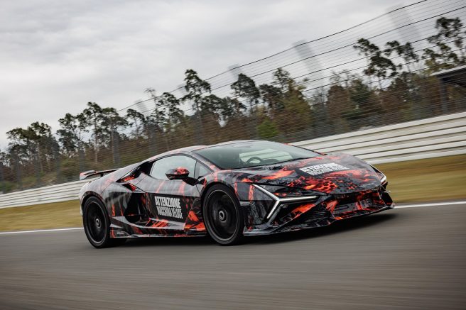 ランボルギーニの新型「Revuelto SV」がホッケンハイムでラップレコードを樹立