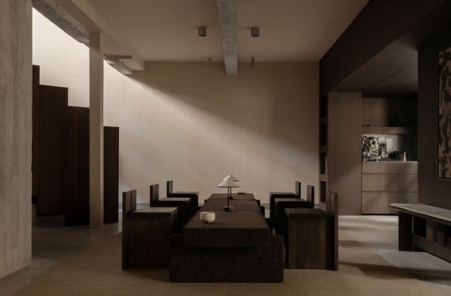 空間から考える家具ブランドKarimoku Caseの音楽と建築と家具が一体になったCASE 13「Dynaudio Lounge」