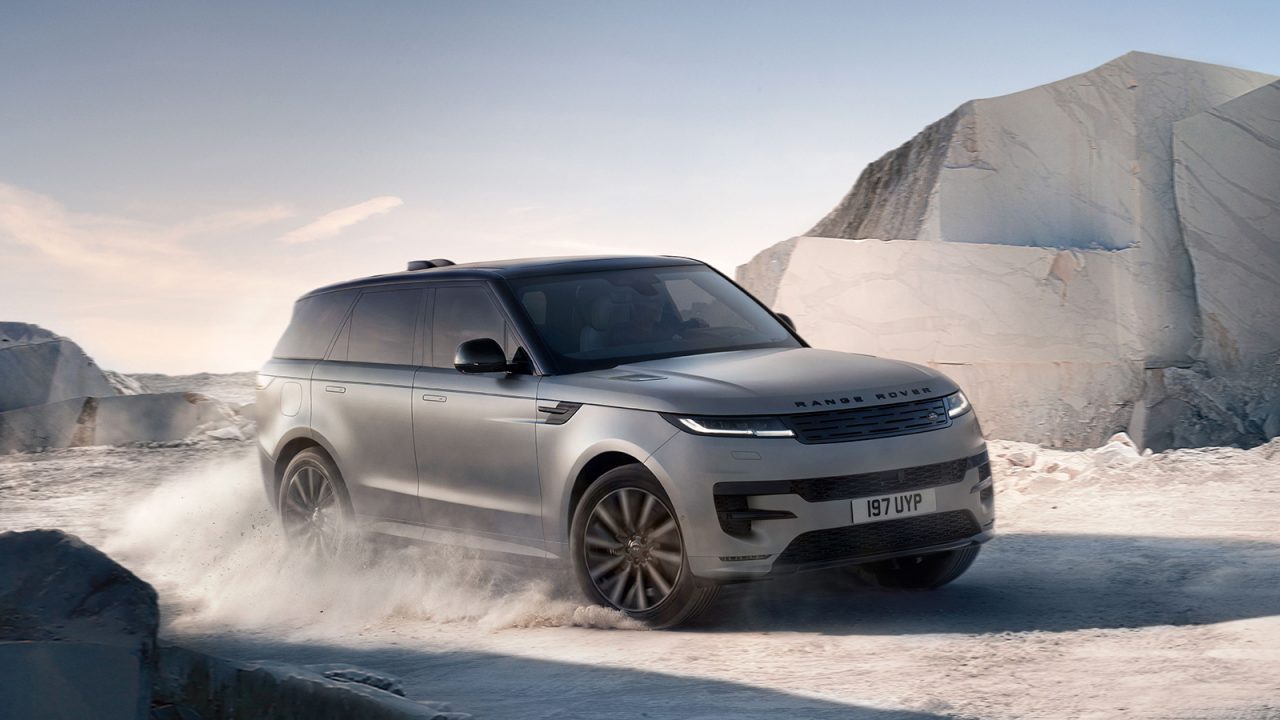 五感に響くダイナミズムを追求したレンジローバーの電動SUV「RANGE ROVER SPORT ELECTRIC」